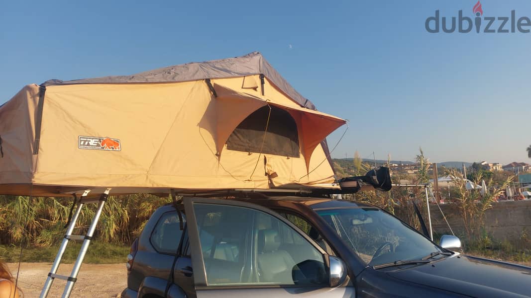Roof Tent Car 1