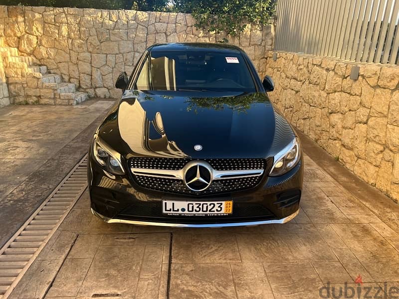 GLC 250 4matic Coupe AMG fron germany black on black full options 2