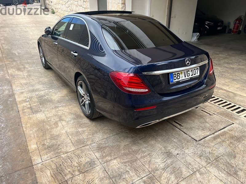 E200 4matic AMG package full option from germany! 2