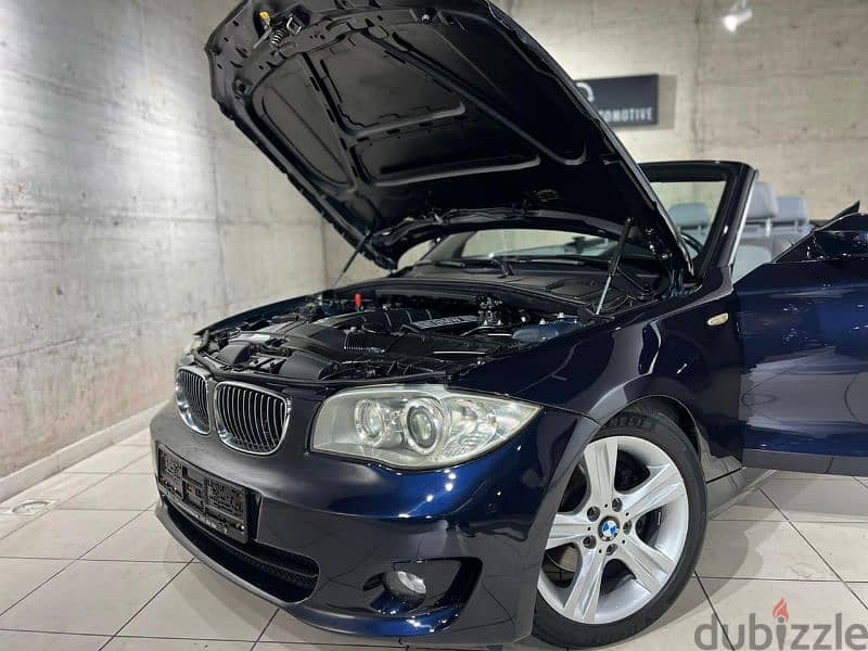 BMW 128i Convertible Sport Package 10