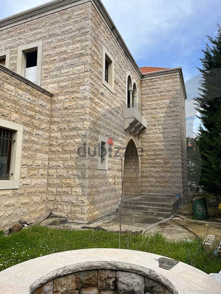 Deluxe villa 1000sqm for sale in bekfayya/بكفيا REF#BC102532 4