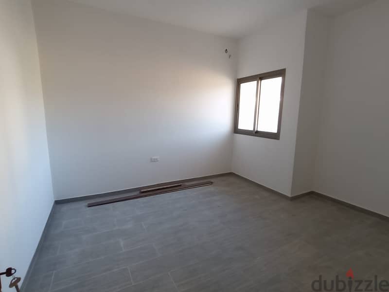 LUXURIOUS apartment for RENT, in AMCHIT/JBEIL,with a mountain view. 3