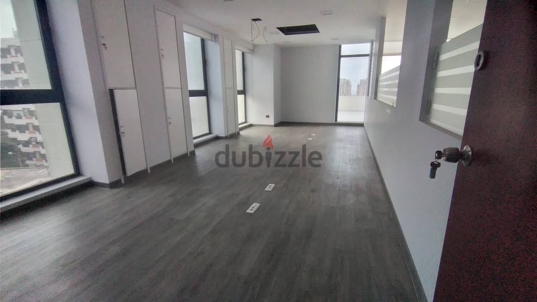 Large Office Space for rent in Dbayeh مكتب واسع للايجار في ضبية 1