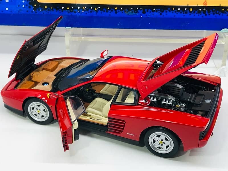 1/18 diecast Full opening Ferrari Testarossa 1989 by Kyosho New in Box 1