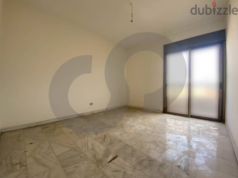 spacious apartment for rent in Beirut-Mar Elias/بيروت REF#DE102562 3