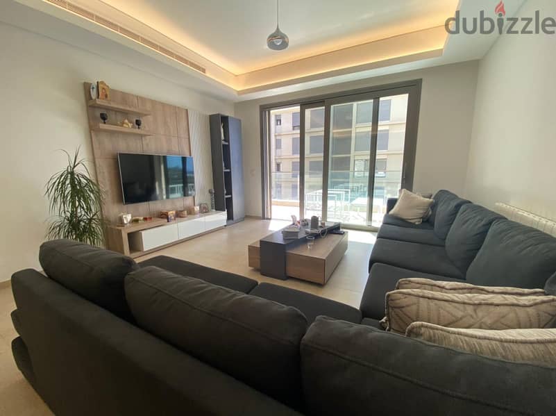 Modern Apartment Located In Water Front City 1