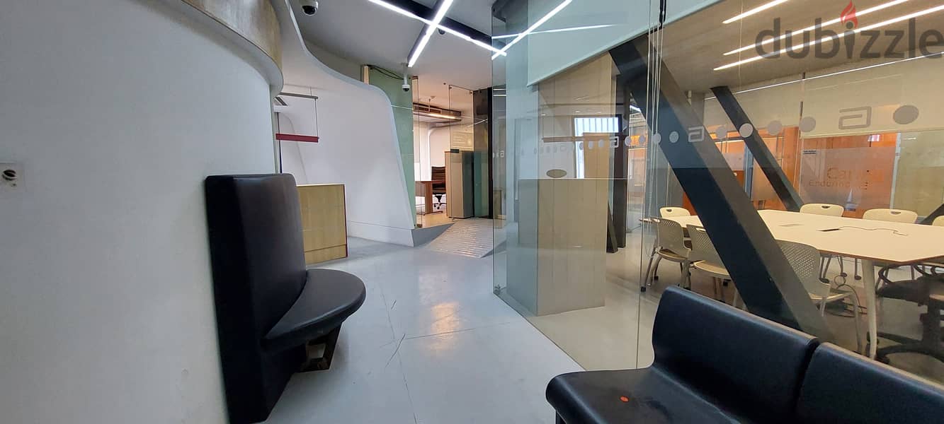 Office for rent in Furn El Chebbak مكتب للإيجار في فرن الشباك 3