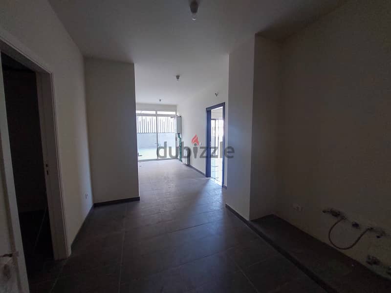 200 SQM Apartment in Qornet El Hamra, Metn with Terrace 6