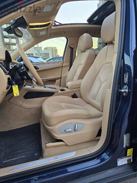 PORSCHE MACAN S TOP CAR CLEAN CAR FAX NO ACCIDENT FULLY LOADED low mil 9