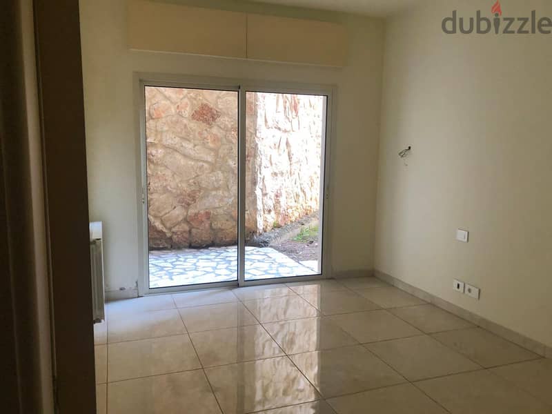 Apartment For sale in Beit el Chaar شقة للبيع في بيت الشعار 6
