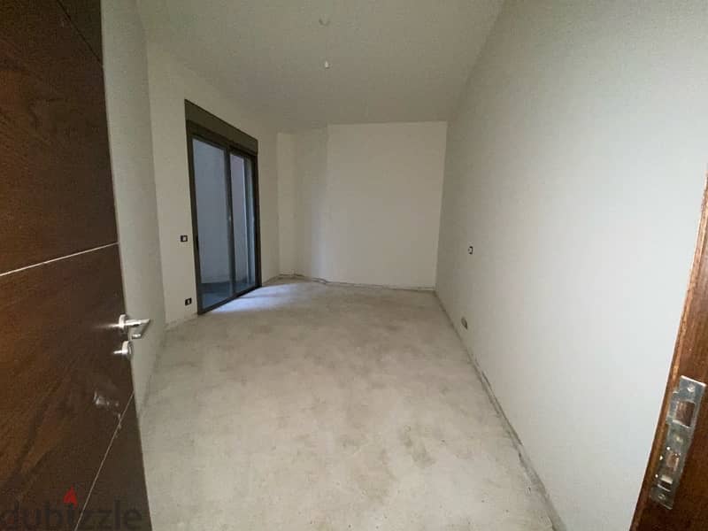luxurious apartment for sale mtayleb maten 1