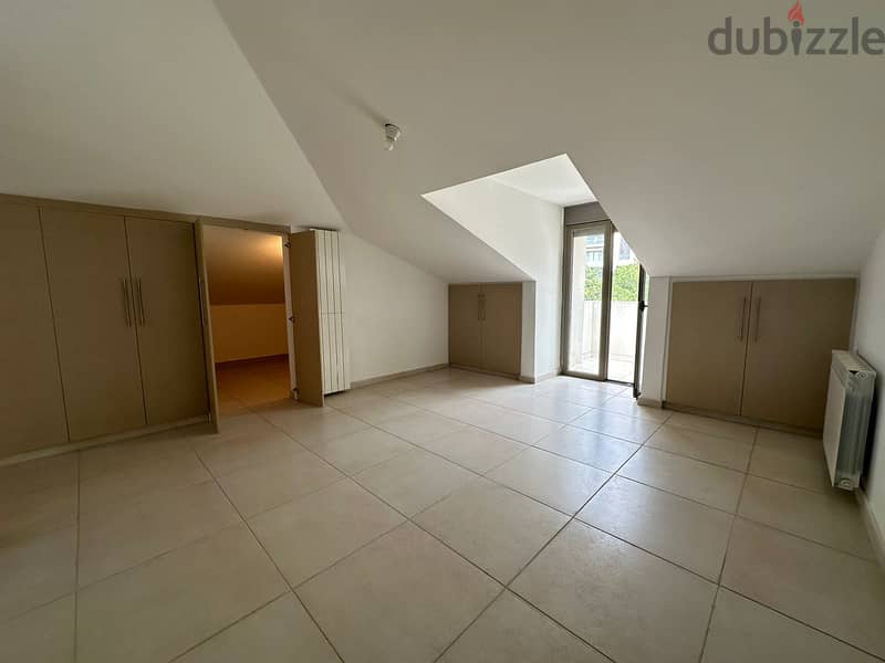 Beautiful 300 m² duplex for sale in (Monteverde) 12
