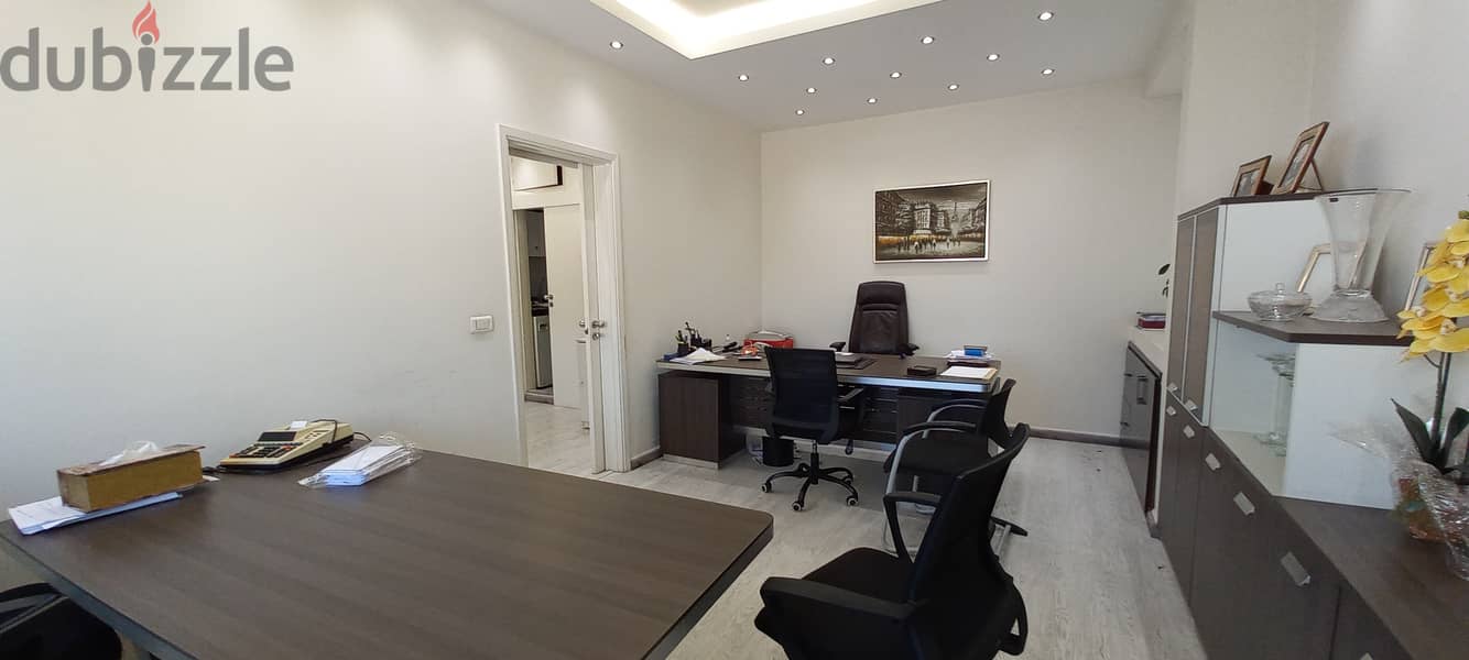 Furnished Office for Sale in Zalka مكتب مفروش للبيع في الزلقا 4