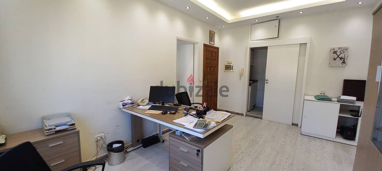 Furnished Office for Sale in Zalka مكتب مفروش للبيع في الزلقا 10