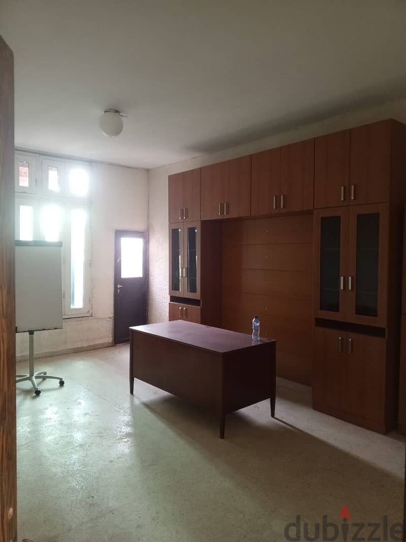 Office for rent in Aramoun مكتب للإيجار في عرمون 3