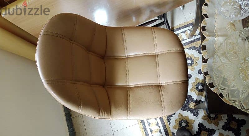two bar chairs excellent condition. 1