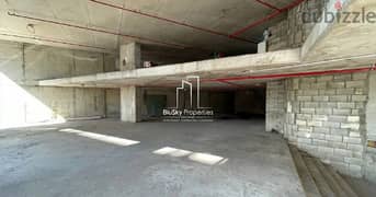 Showroom 452m² For RENT In Achrafieh #JF 0