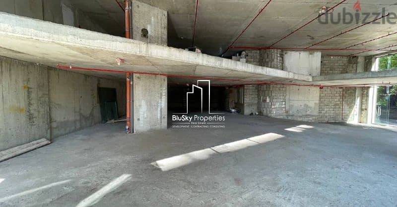 Showroom 452m² For RENT In Achrafieh #JF 1