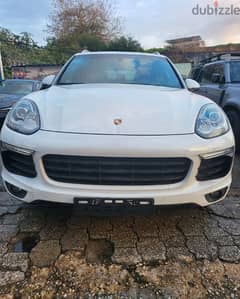 Porsche cayenne V6 2016 full options tiptronic panoramic Ajnabieh 0