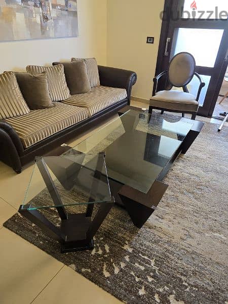 luxury table italian woodطاولة مميزة للبيع 1