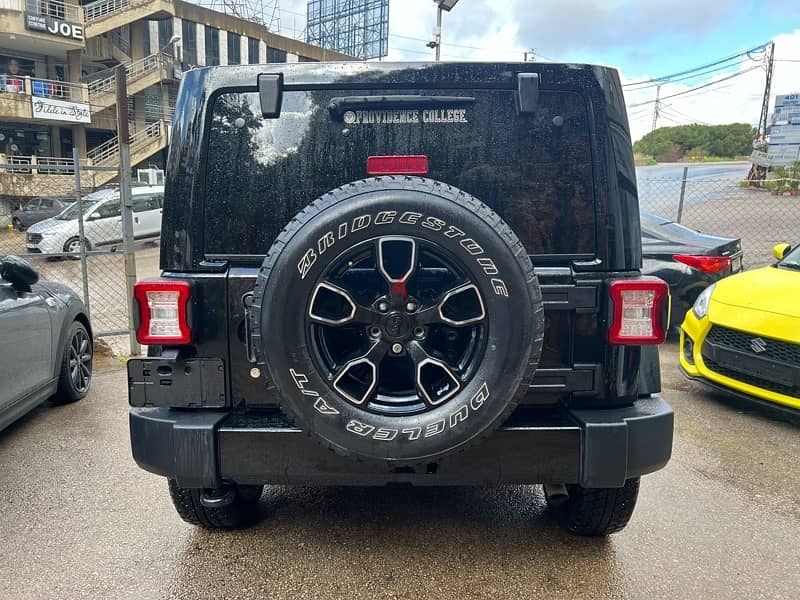jeep Wrangler latitude 2018 3