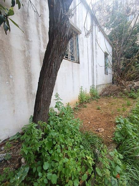 land with a house for sale in dekwaneh, ارض مع منزل للبيع في الدكوانة 3