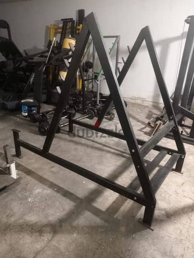 Squat rack used 03027072 GEO SPORT EQUIPMENT معدات نادي جديد ومستعمل