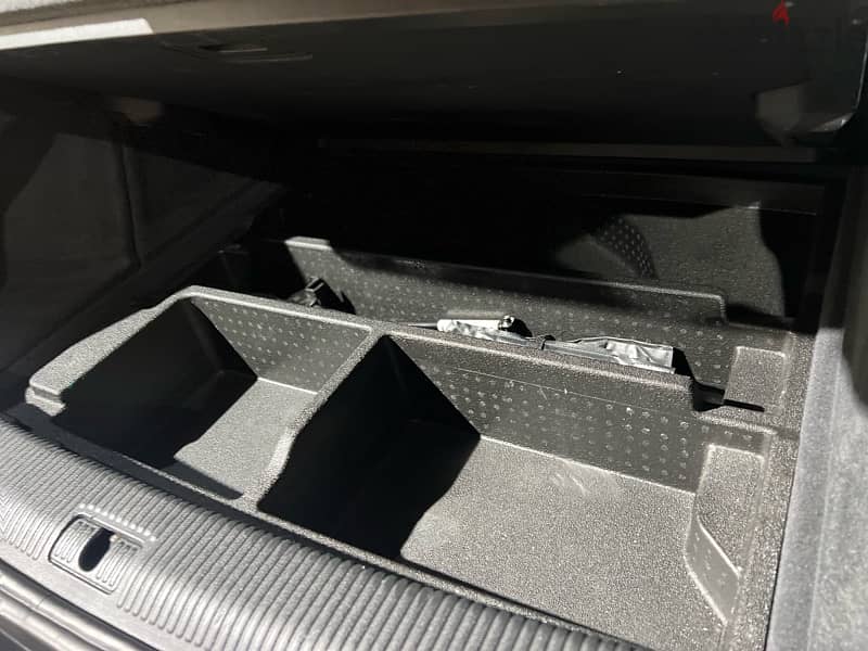 Audi Q3 quattro Panoramic Sport extended seats 15