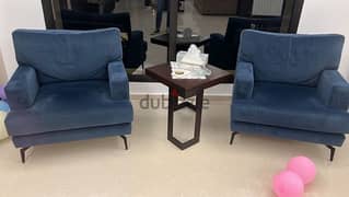 2 blue Velvet 85cm*85cm Plus table + 1 beige velvet 2m60cm*1mtr