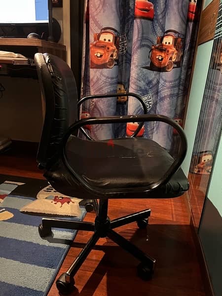 Adjustable desk chair 2