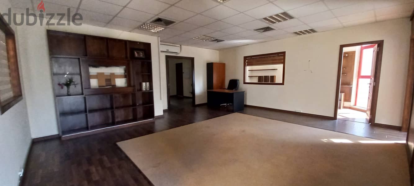 Furnished office in commercial center in Zalka for rentمكتب مفروش 1
