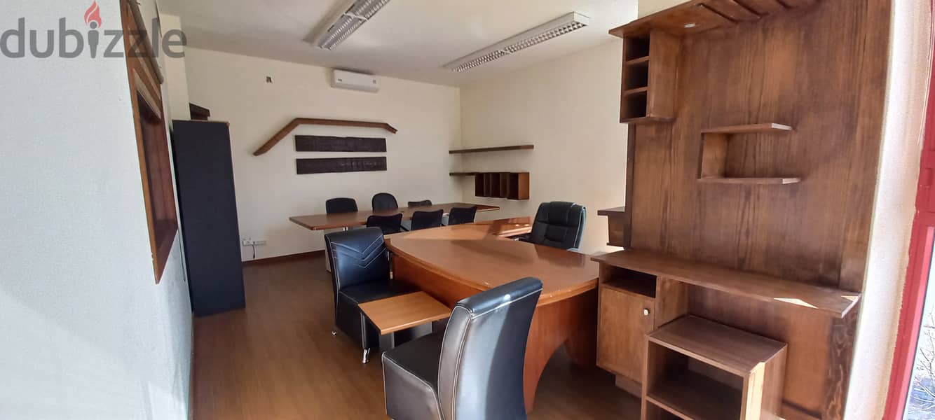 Furnished office in commercial center in Zalka for rentمكتب مفروش 5