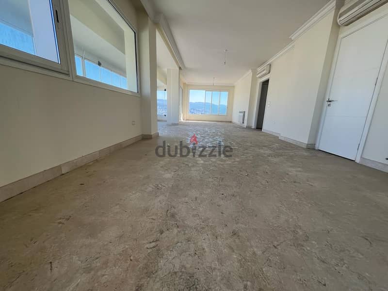 Luminous 3 bedroom apartment-Well maintained Building-Central Location 1