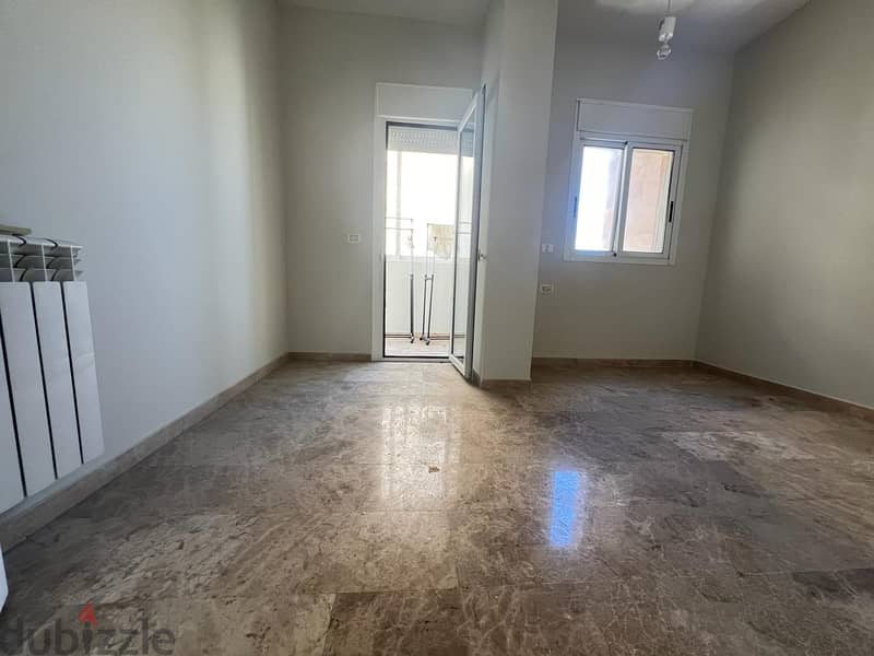 Luminous 3 bedroom apartment-Well maintained Building-Central Location 6