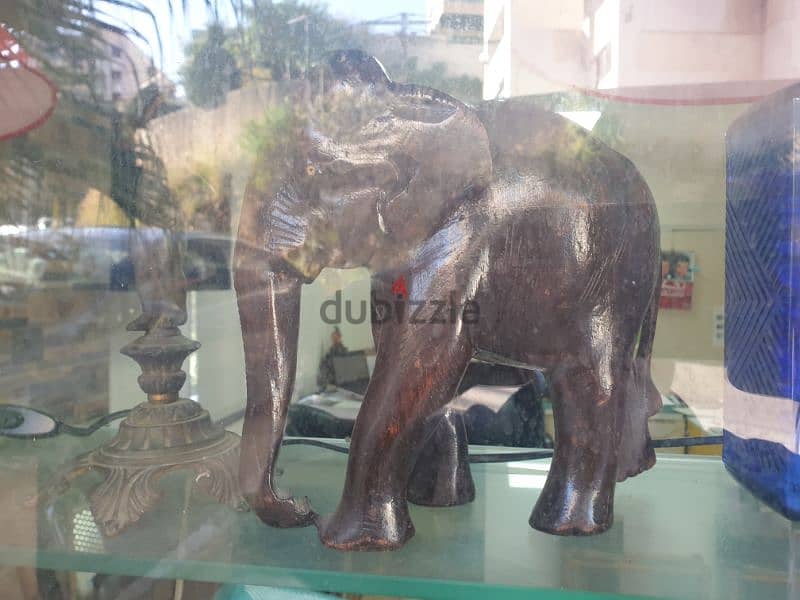 elephant statue 1