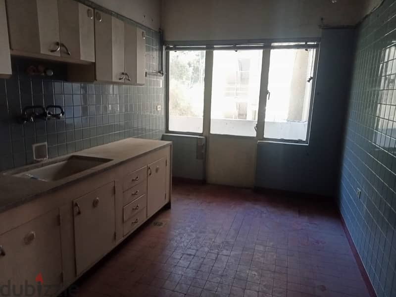 220 Sqm | Apartment for rent in Ashrafieh / Sayideh street 6
