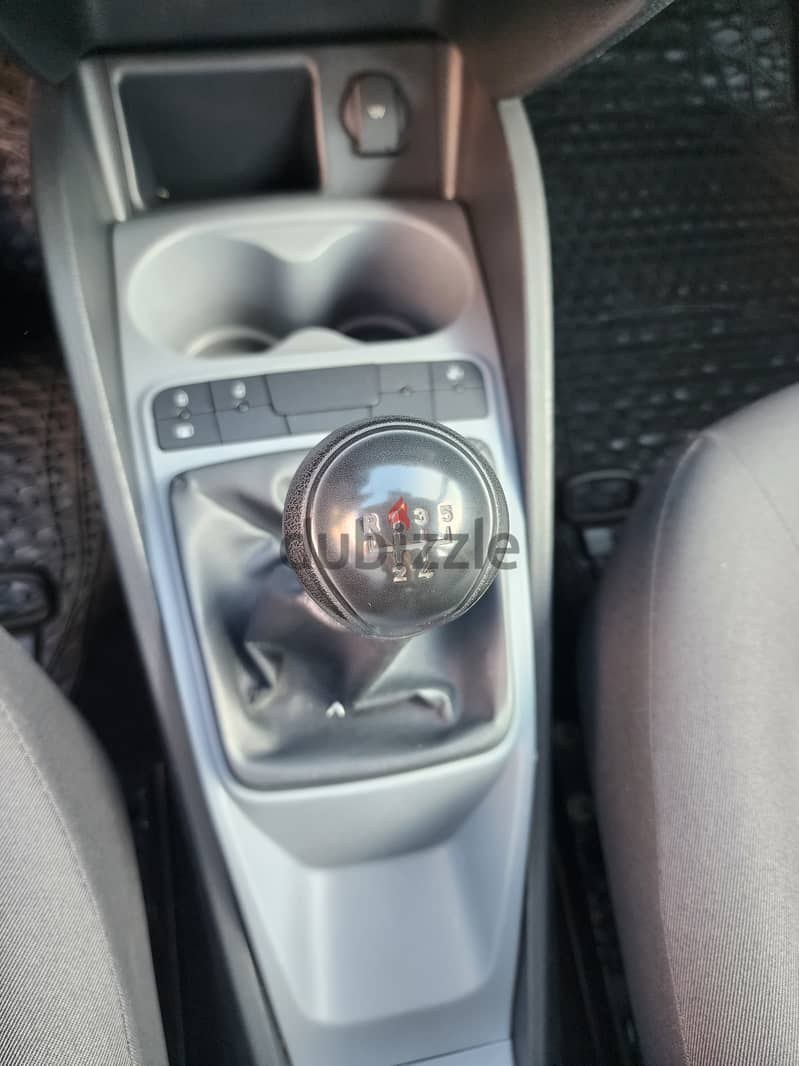2014 Seat Ibiza (Manual) low km 9