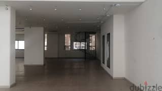SHOWROOM IN ACHRAFIEH DIRECTLY ON MAIN ROAD (400SQ) 5 FACADES (ACR-538