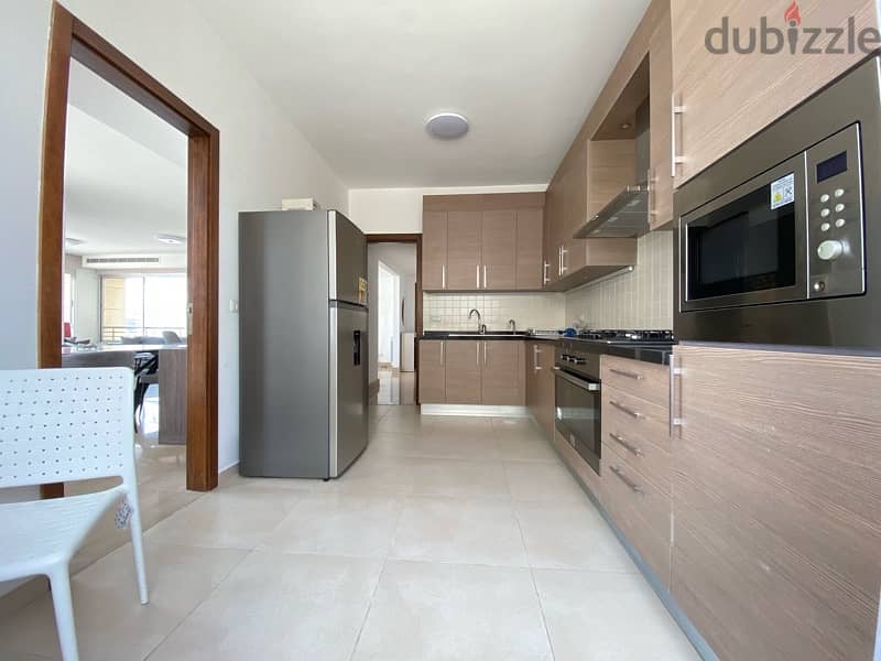 Very Modern apartment in a luxurious building in Achrafieh 5