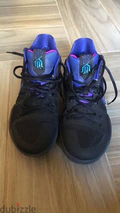 kyrie 3 flip the switch size 42 authentic