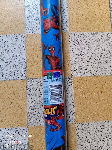 Spiderman Gift paper roll 2