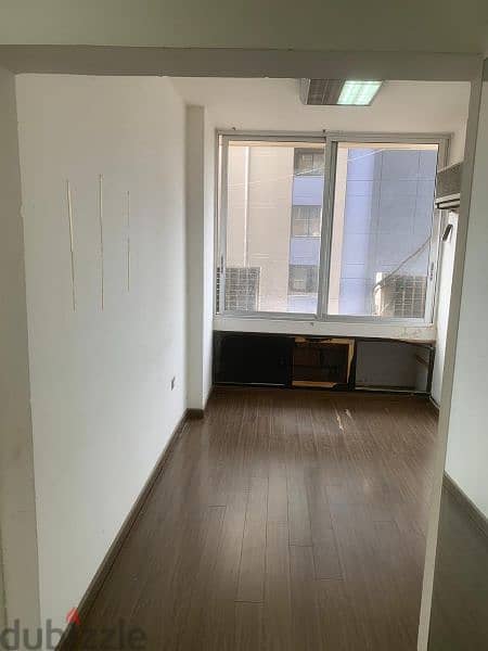 Prime location office in a nice neighbourhood in Achrafieh for sale! 2