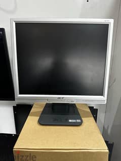 ACER LCD MONITOR