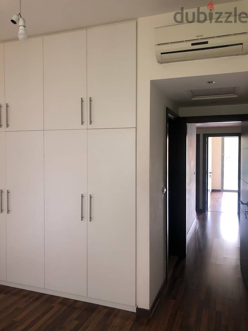 A 195 m2 apartment for Rent in Achrafieh 4