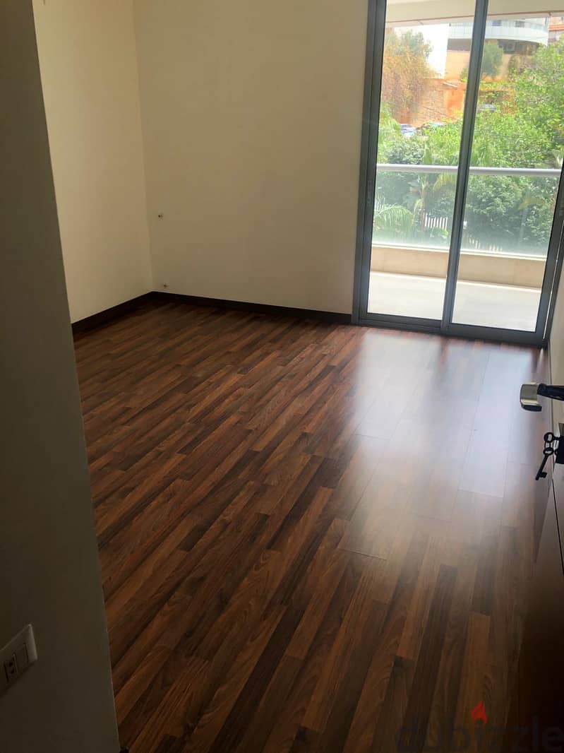 A 195 m2 apartment for Rent in Achrafieh 9