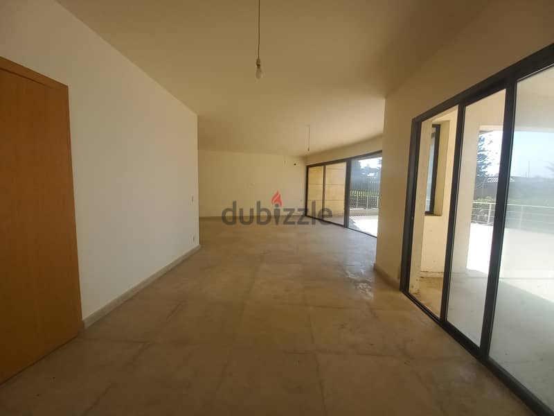 Tranquil Apartment with Panoramic Views in Mansourieh for Rent 4
