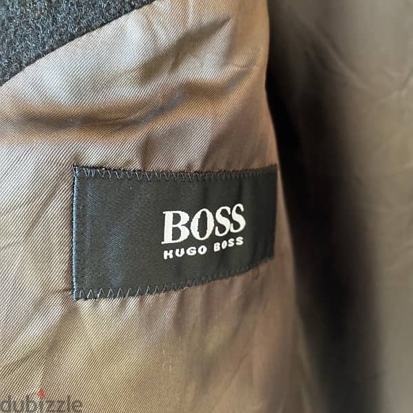 HUGO BOSS Vintage Coat. 8
