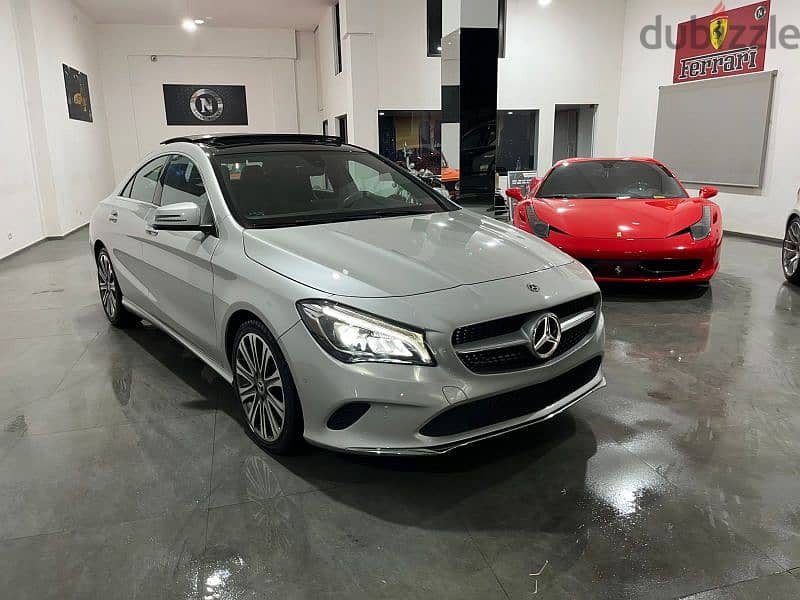 Mercedes CLA 250 4matic Look AMG Low Milage 4