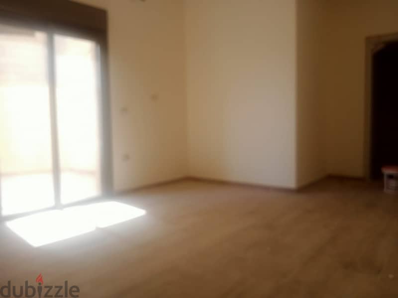Apartment for sale in Baabdath شقة للبيع في بعبدات 7