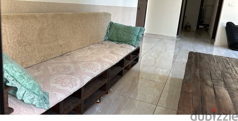 Wood sofa and table صوفا خشب مع طاولة 2